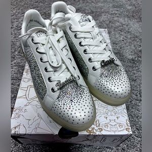 BNIB and never worn! Disney x Aldo Cinderella Glass Sneaker, Size 8